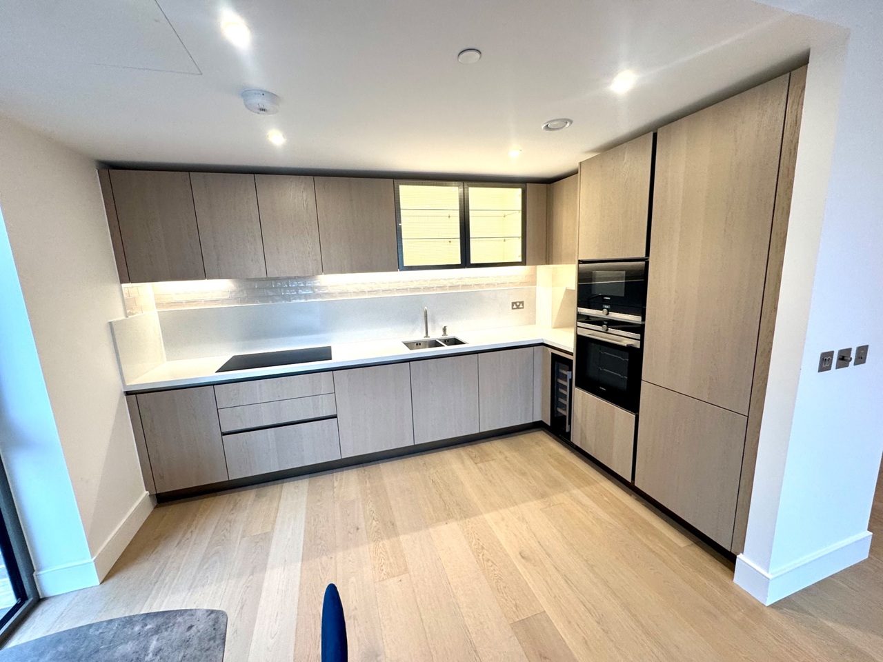 Additional image 11 of 2 Bed Flat, Salisbury House, SW11, N1 7GU