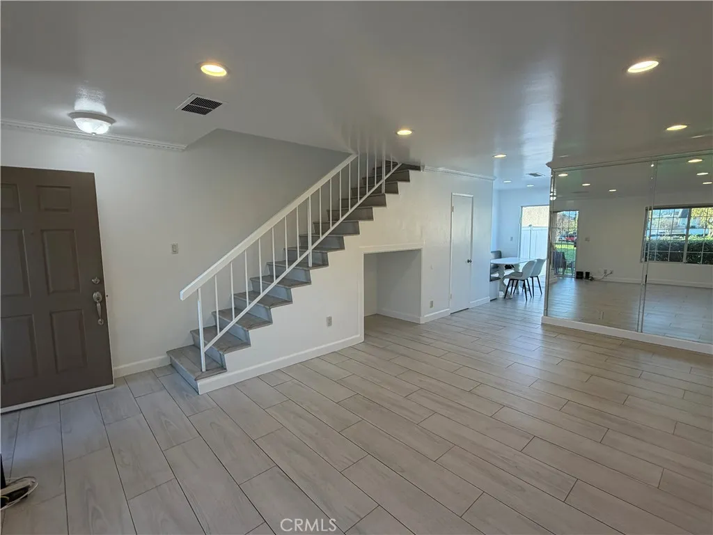 Additional image 5 of 19142 Haynes Street Unit 4, Reseda, CA 91335