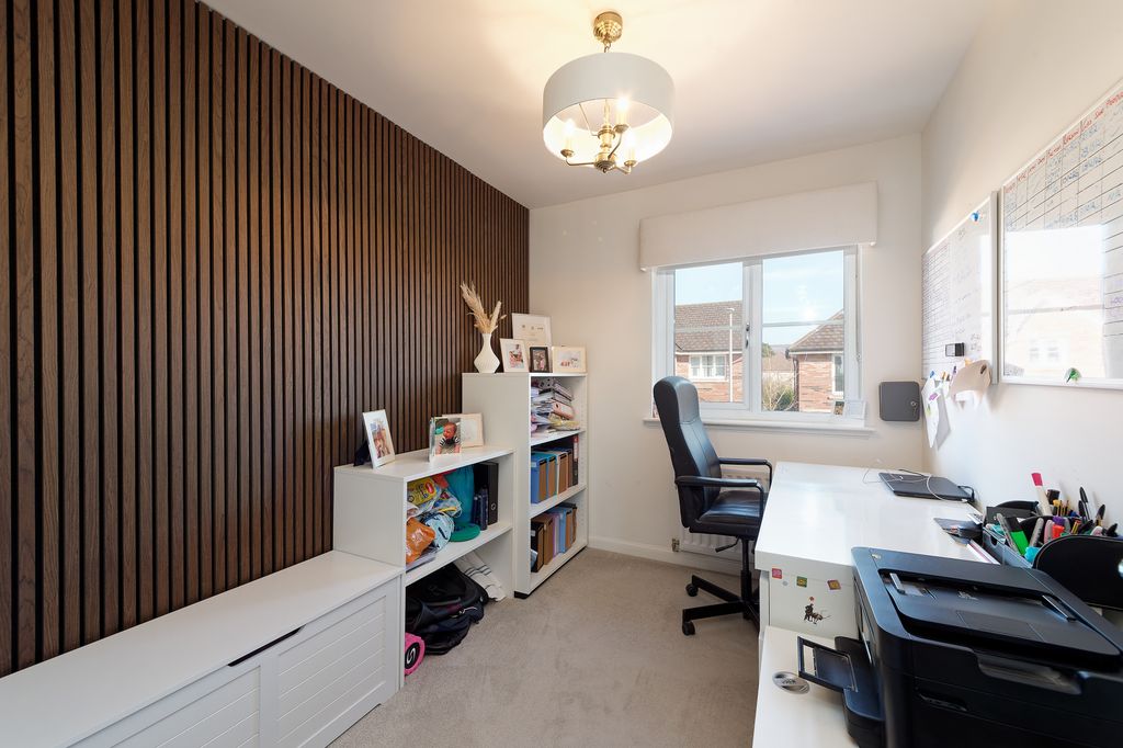 Additional image 26 of 5 bed detached house for sale33 Lochside Avenue, Bishopton PA7