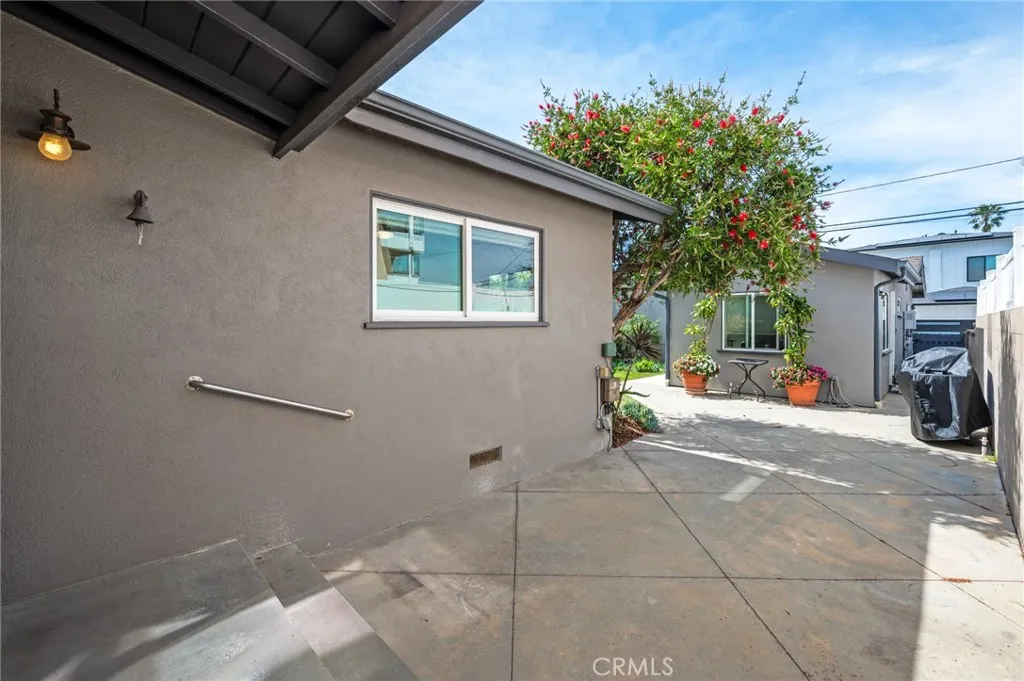 Additional image 80 of 413 N Paulina Ave, Redondo Beach, CA 90277