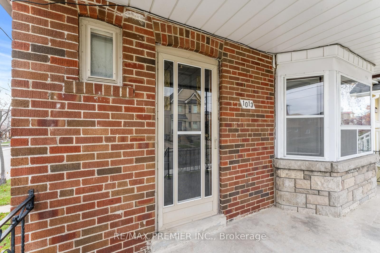 Additional image 2 of 1013 Briar Hill Avenue, Toronto, ON, M6B 1M6