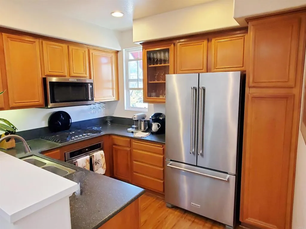 Additional image 8 of 6484 Corte La Luz, Carlsbad, CA 92009