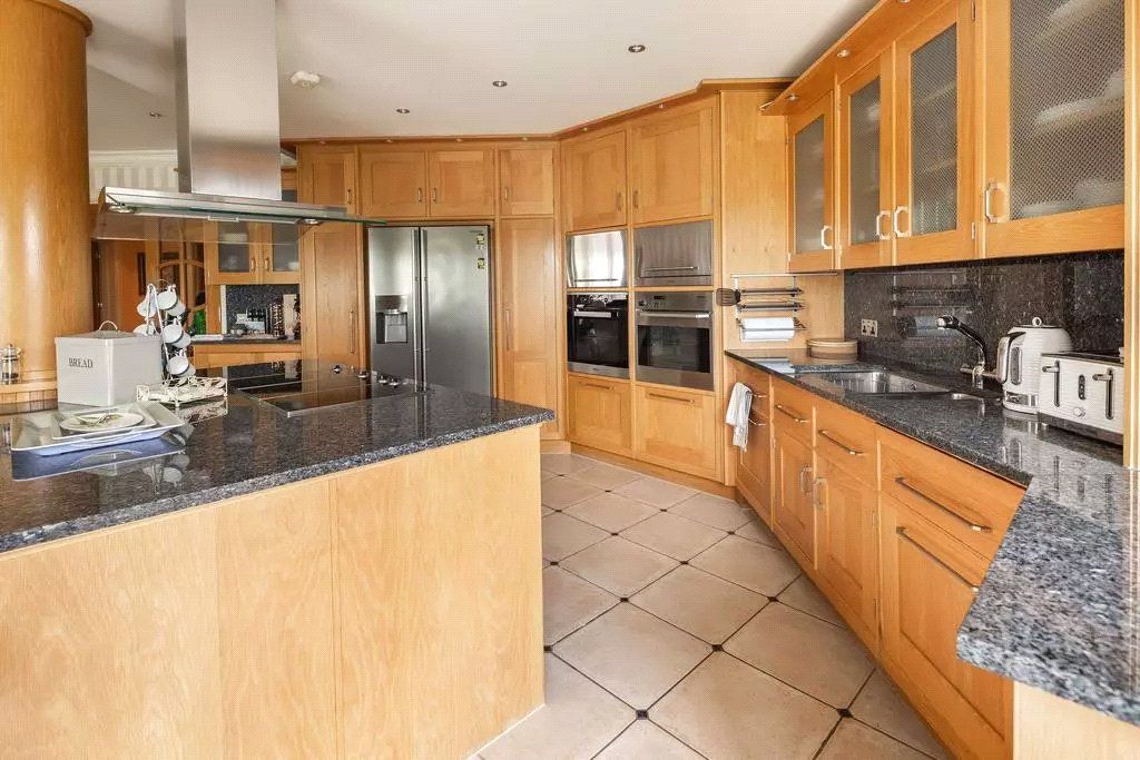 Additional image 5 of 3 bed flat for saleLa Rue Vardon, Grouville, Jersey JE3