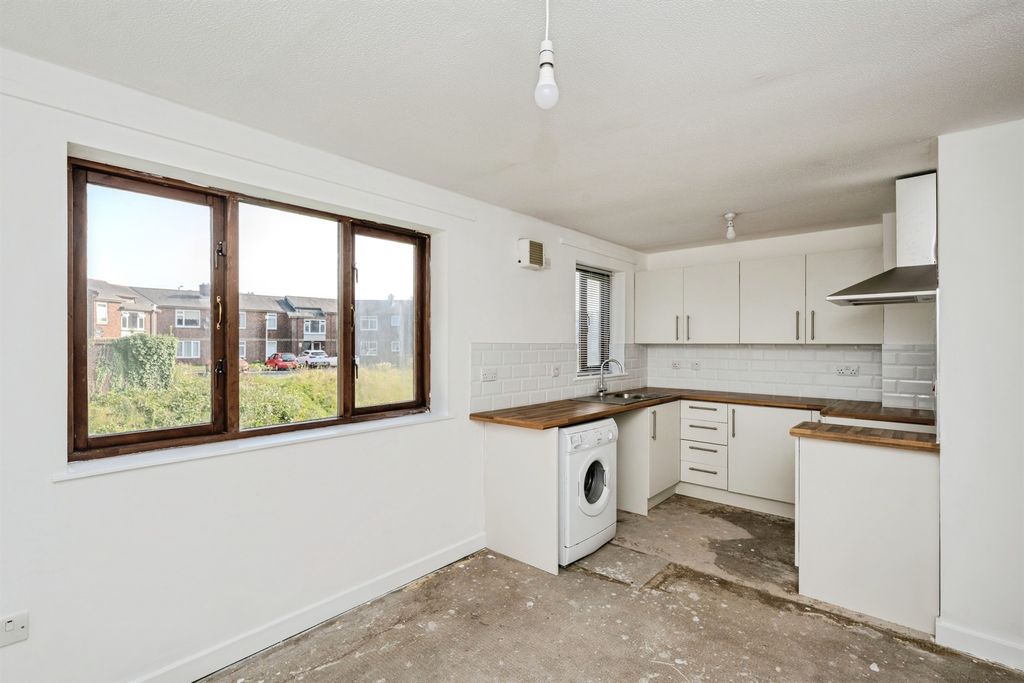 Additional image 6 of 1 bed flat for saleCastle Quay, Neath SA11