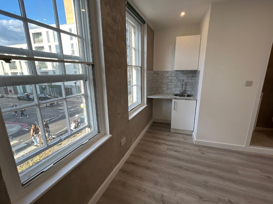 Additional image 13 of Studio Flat, London, SW1V, N1 7GU