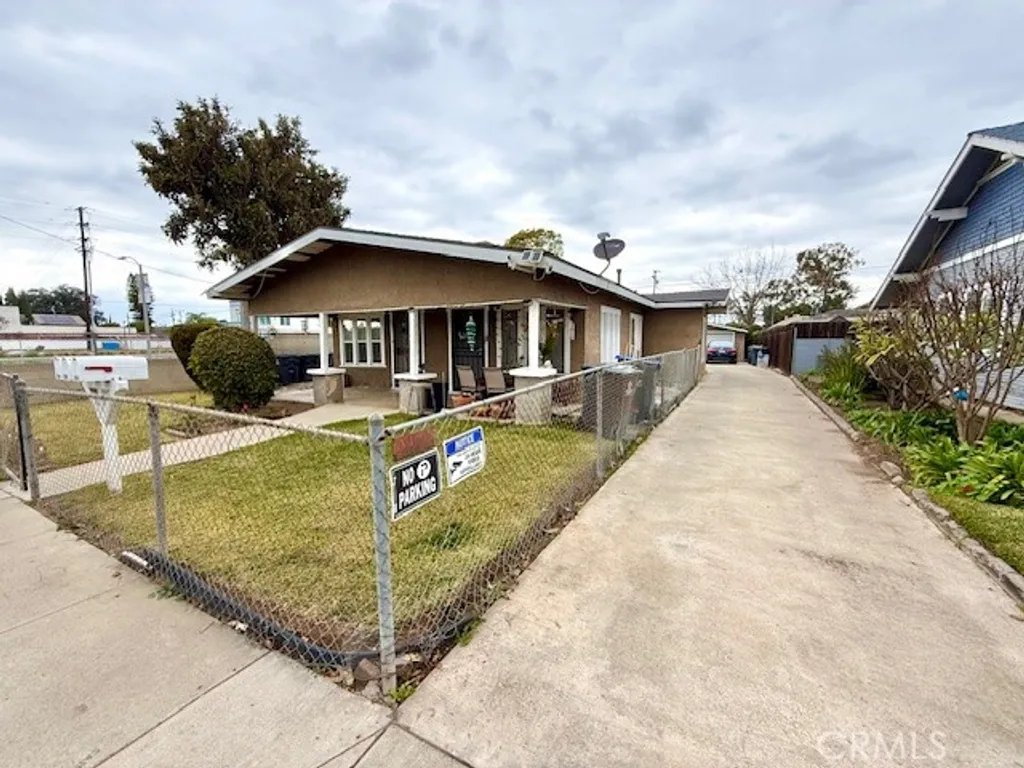 Additional image 3 of 1239 W 3rd St, Santa Ana, CA 92703