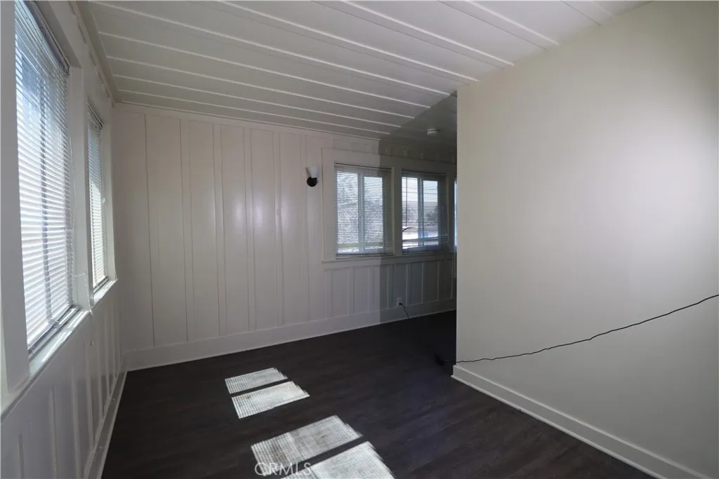 Additional image 108 of 341 W 124th St, Los Angeles, CA 90061