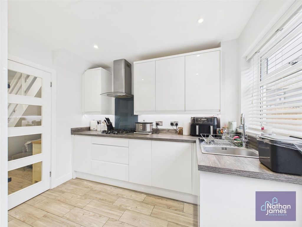 Additional image 3 of 3 bed property for saleWaghausel Close, Caldicot NP26