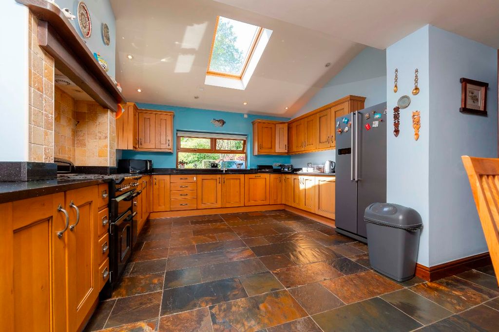 Additional image 20 of 4 bed detached house for saleEdwardsville, Treharris CF46