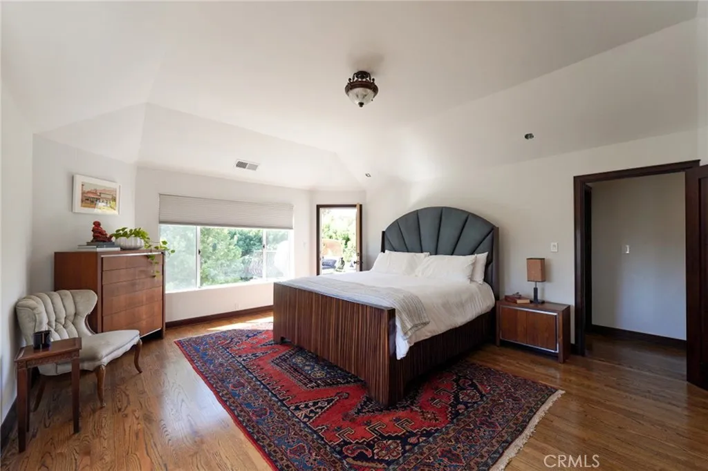 Additional image 24 of 1949 N Catalina Street, County - Los Angeles, CA 90027