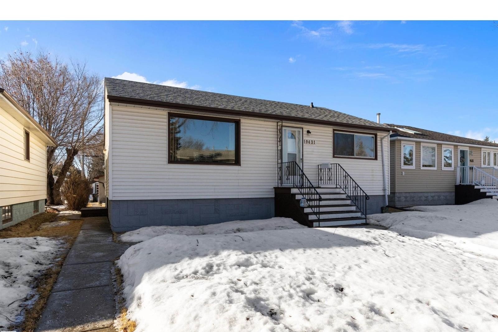 Additional image 8 of 9431 65 Avenue NW, Edmonton, AB, T6E0K1