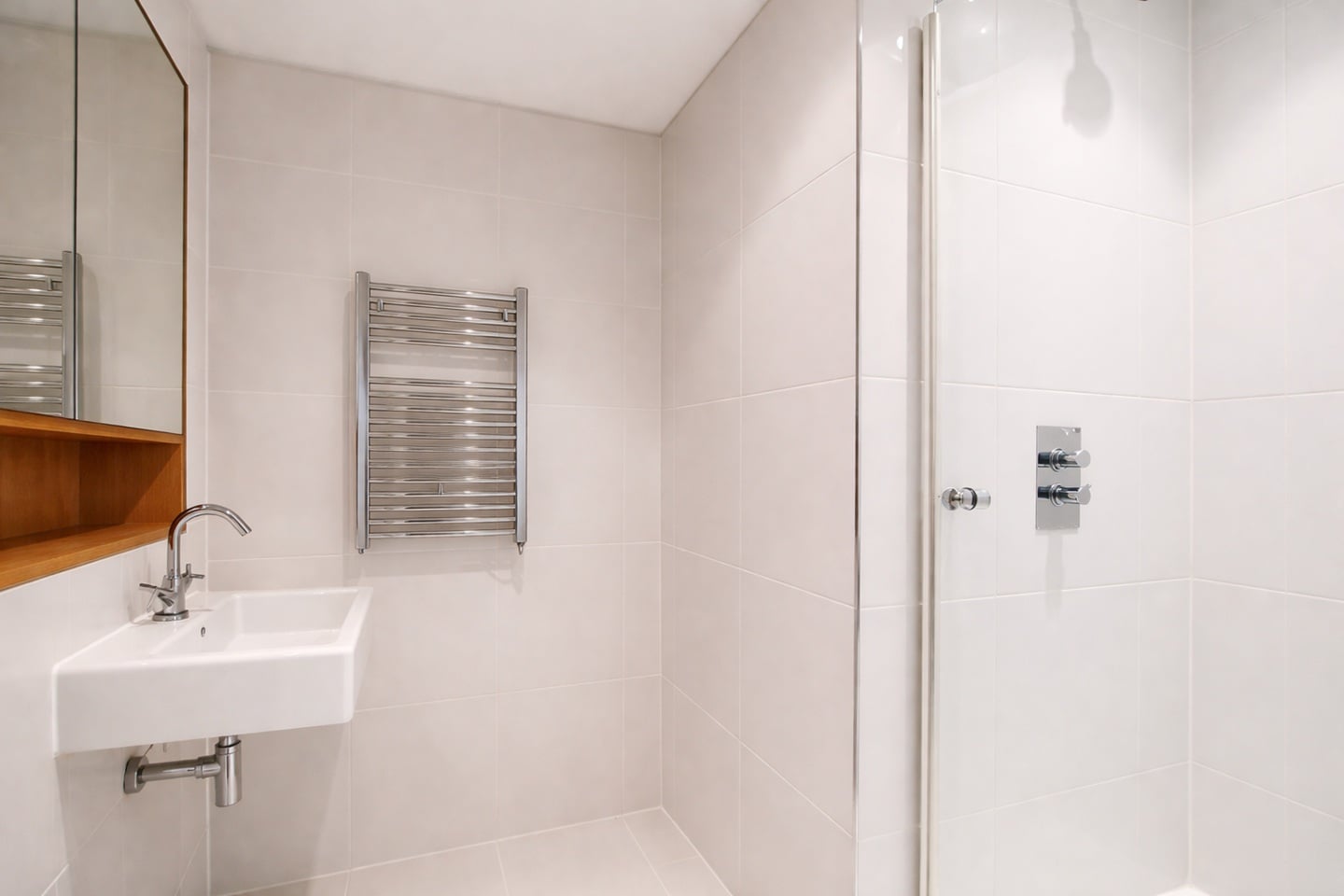 Additional image 5 of 2 Bed Flat, Hepworth Court, SW1W, N1 7GU