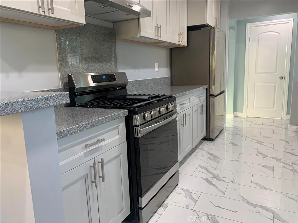 Additional image 34 of 7611 Bloomington Avenue, Burbank, CA 91504