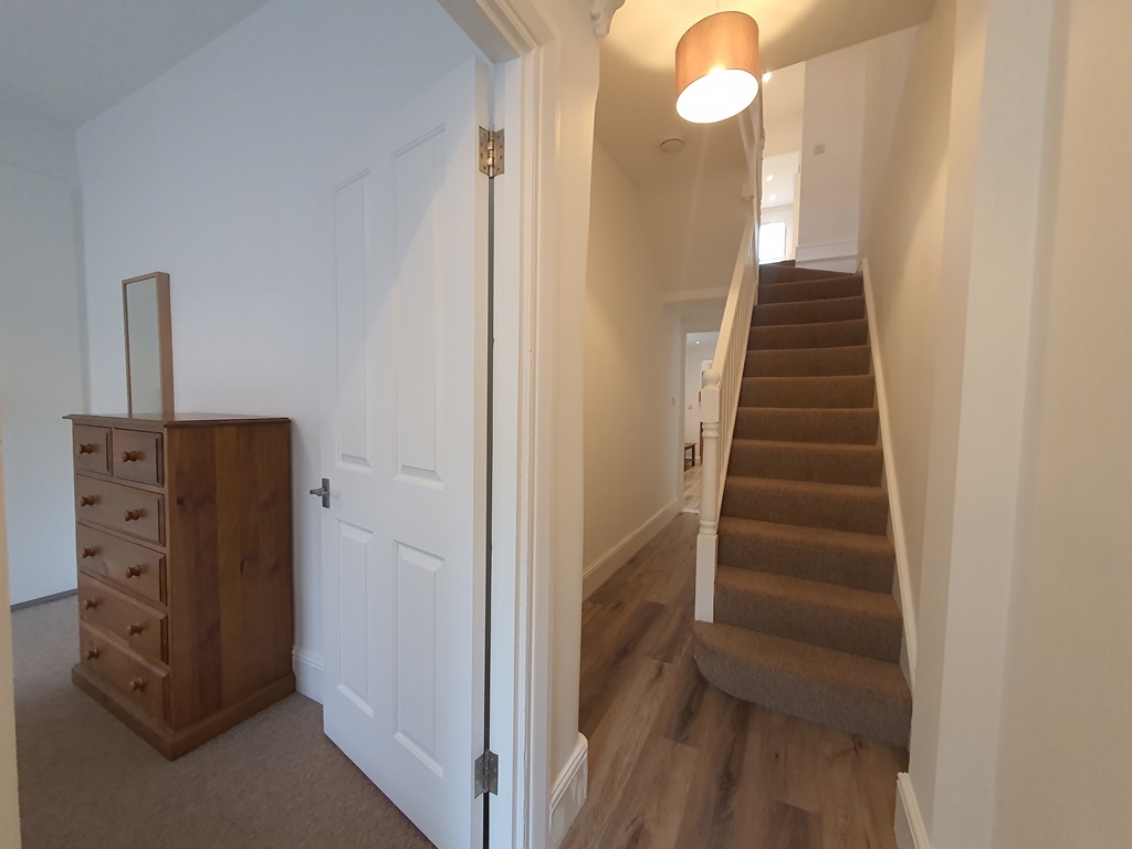 Additional image 3 of 4 Bed Terraced House, Freemantle St, SE17, N1 7GU