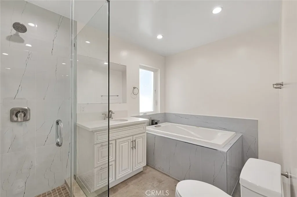 Additional image 36 of 569 E Cypress Avenue, Burbank, CA 91501