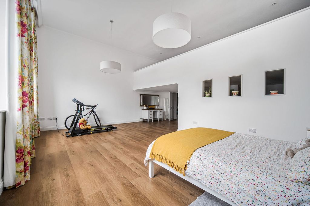 Additional image 23 of 6 bed detached house for salePantyffynnon Road, Ystradgynlais, Swansea SA9