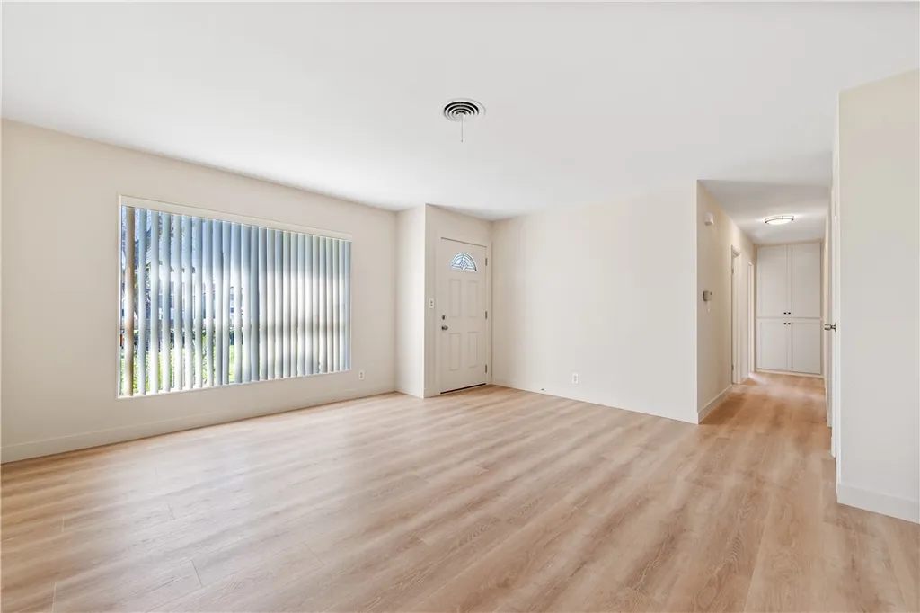 Additional image 3 of 6431 Brown Cir, Huntington Beach, CA 92647