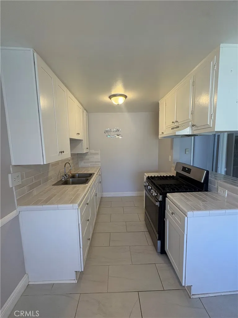 Additional image 11 of 430 E I, Ontario, CA 91764