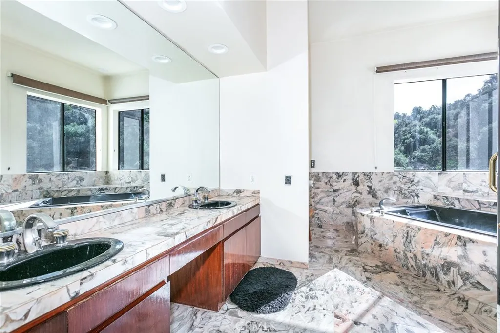 Additional image 12 of 3965 Alta Mesa Dr, Studio City, CA 91604
