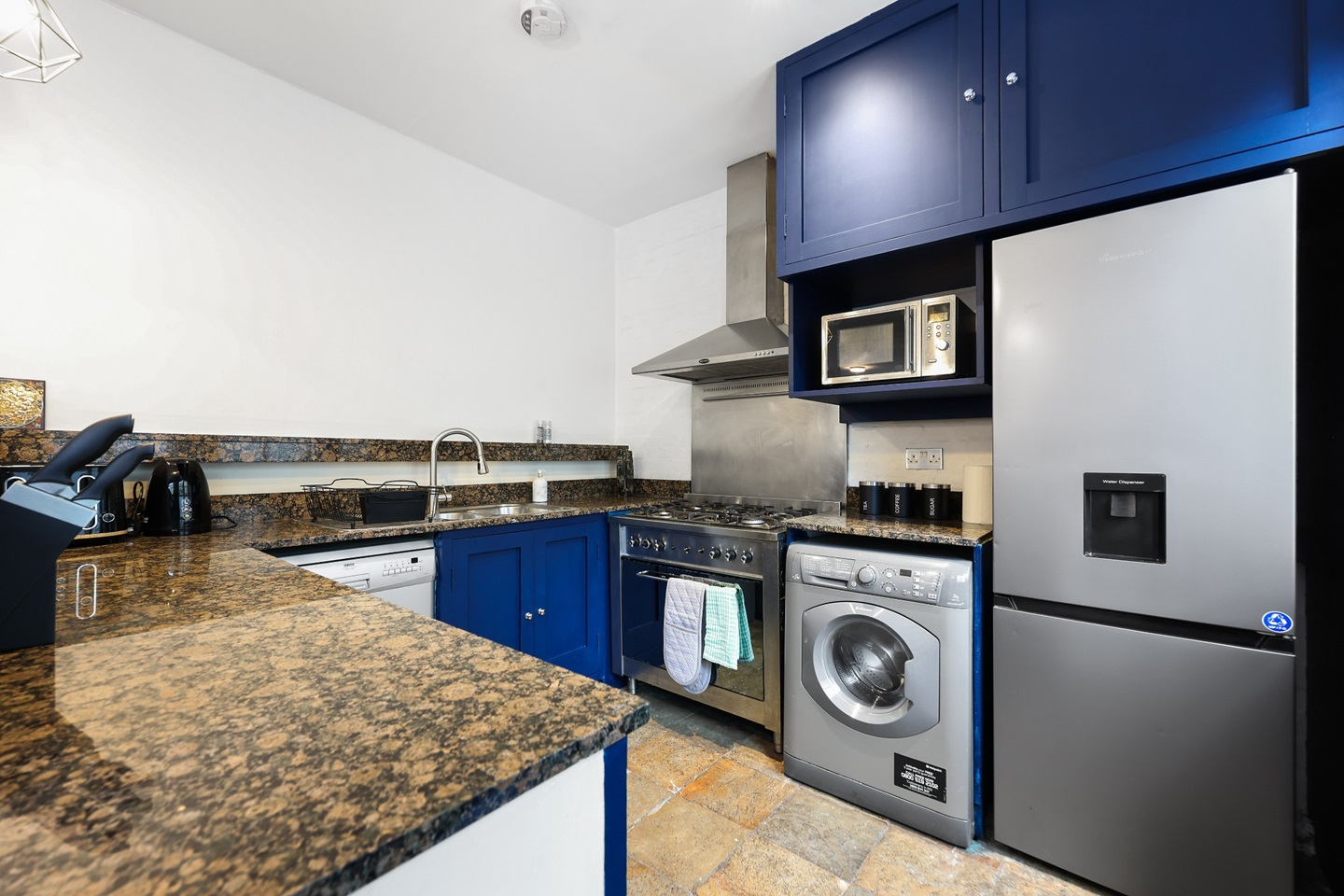 Additional image 19 of 2 Bed Flat, Fullwood's Mews, N1, N1 7GU