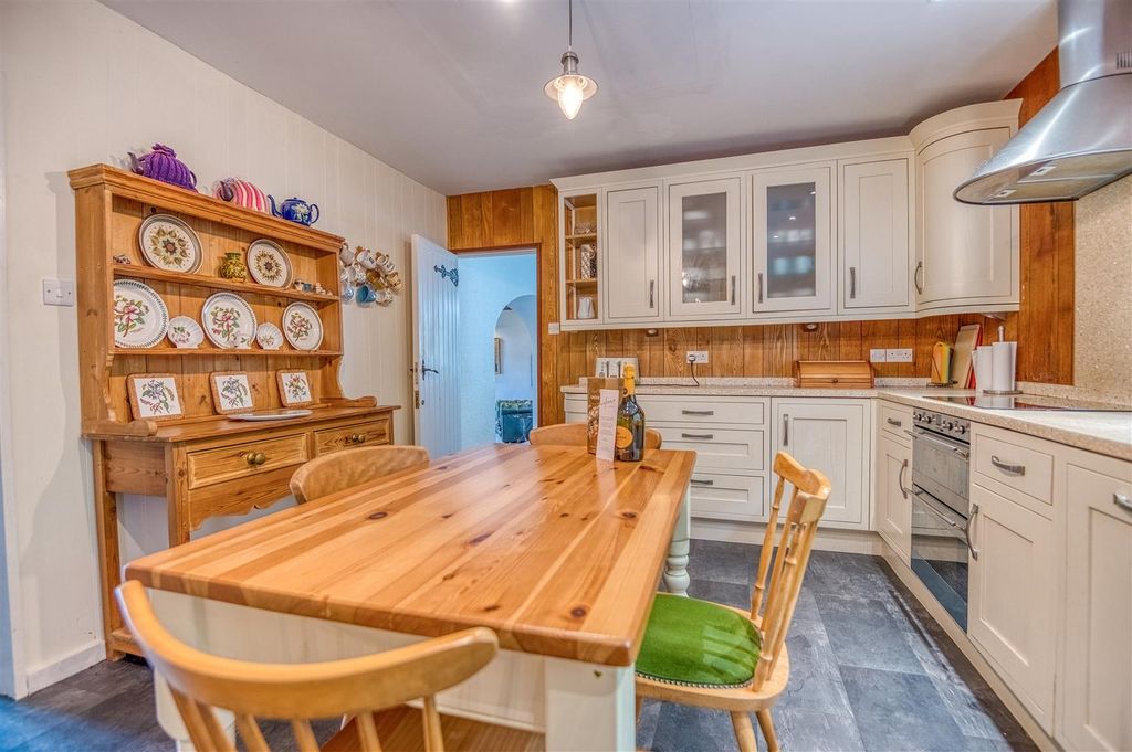 Additional image 25 of 4 bed detached house for saleCosheston, Pembroke Dock SA72