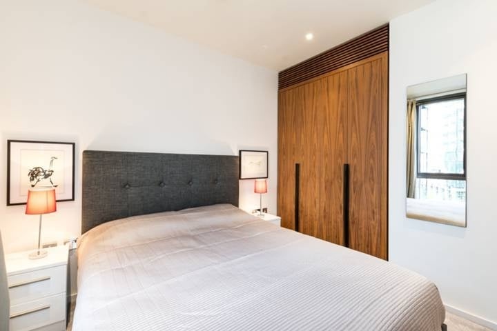 Additional image 6 of 1 Bed Flat, Ambassador Building, SW11, N1 7GU