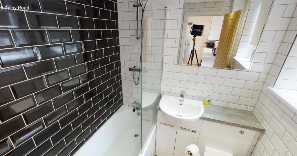 Additional image 4 of Daisy Road, Birmingham