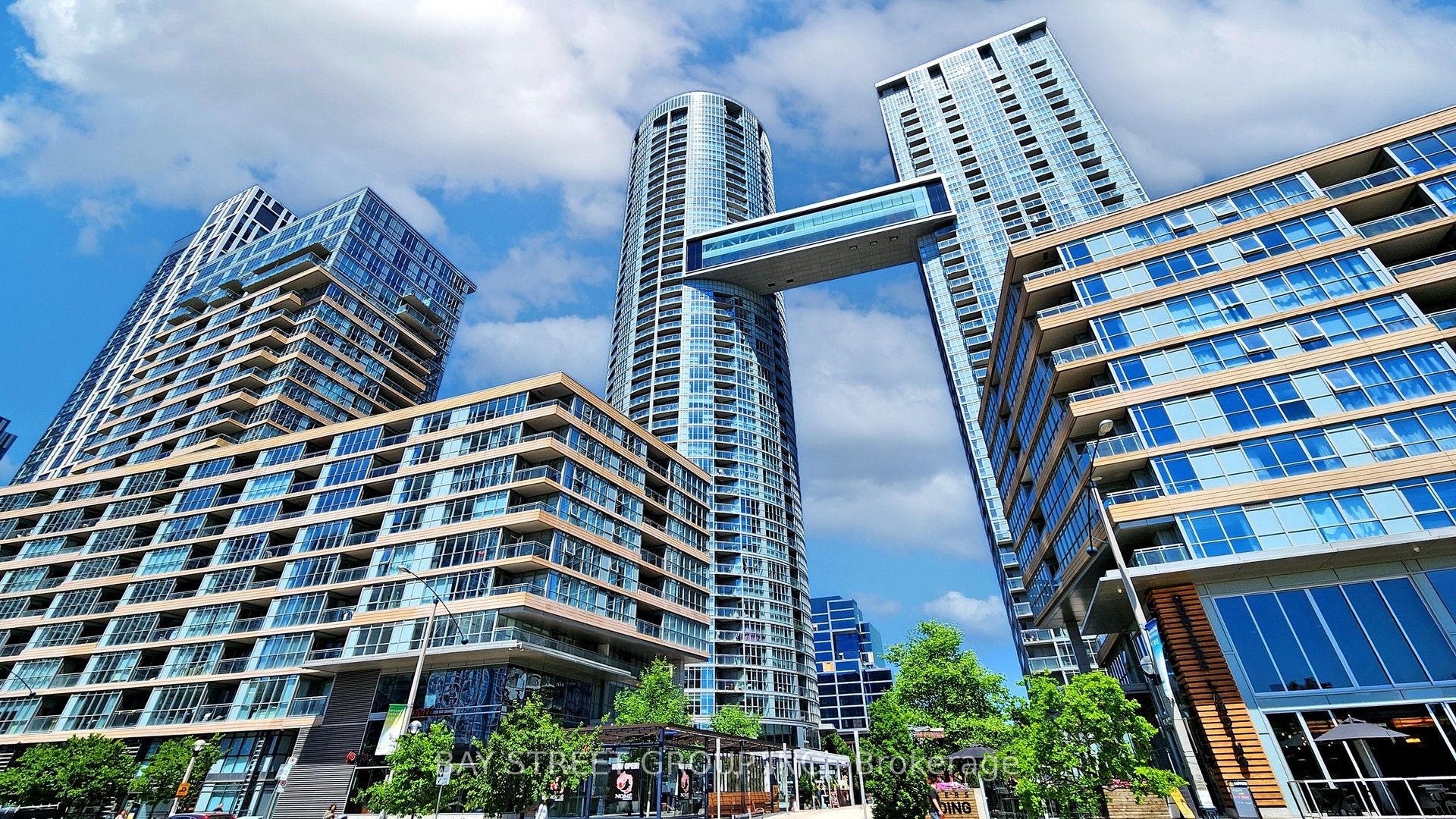 Additional image 2 of 2315-21 Iceboat Terrace, Toronto, ON, M5V 4B2