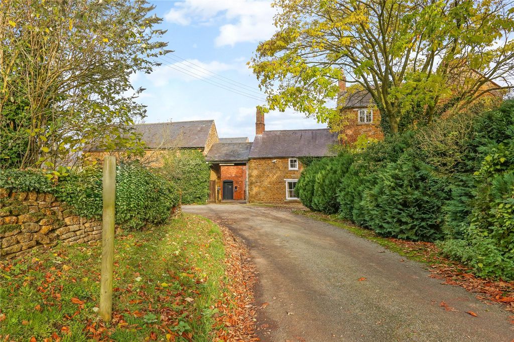Additional image 15 of 6 bed detached house for saleHalstead House Farm, Oakham Road, Tilton On The Hill, Leicestershire LE7