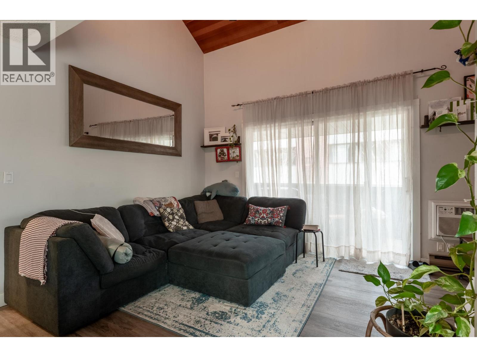 Additional image 3 of 305-1685 Ufton Court, Kelowna, BC, V1Y8G7