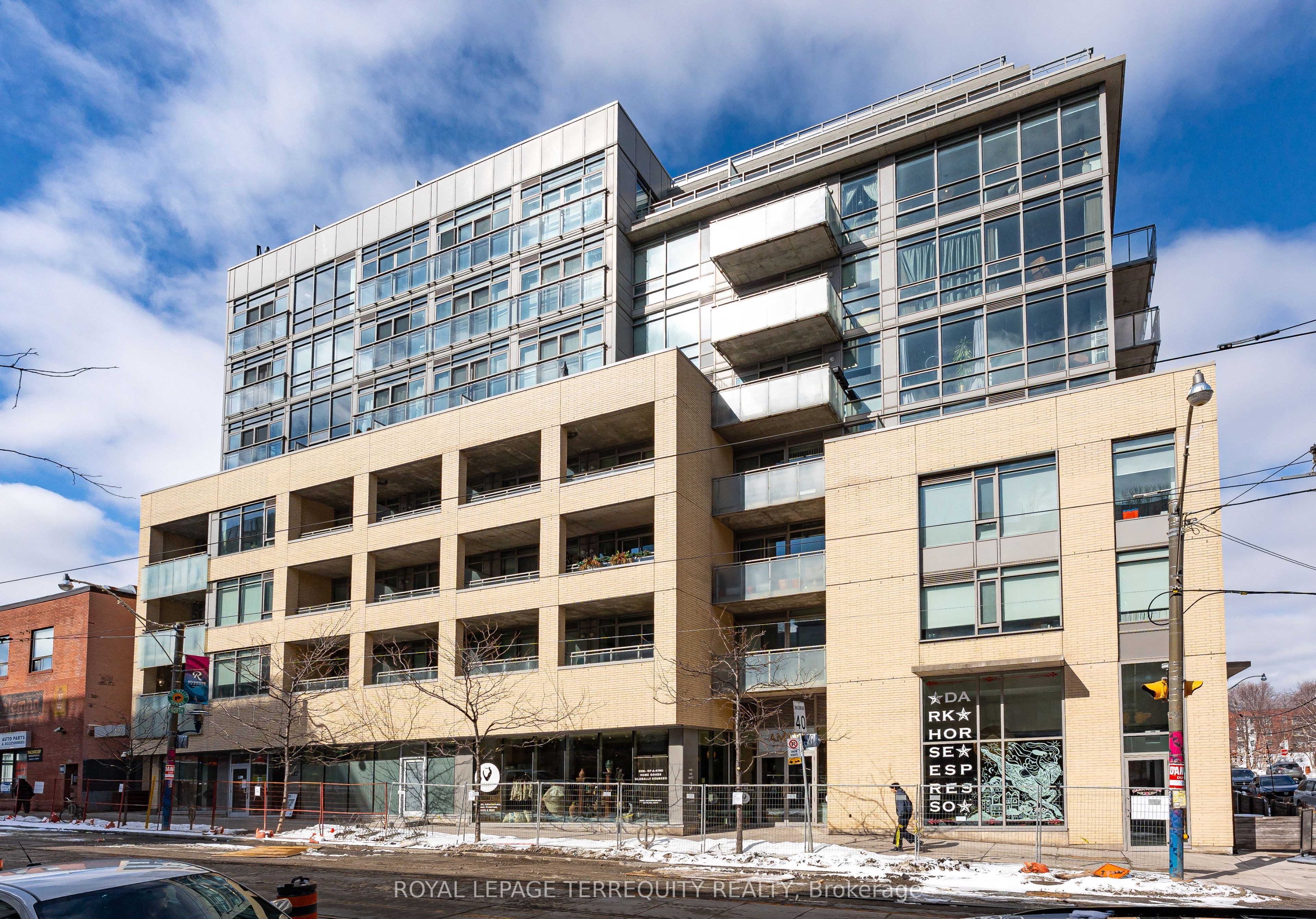 201-630 Queen Street E, Toronto, ON, M4M 1G3