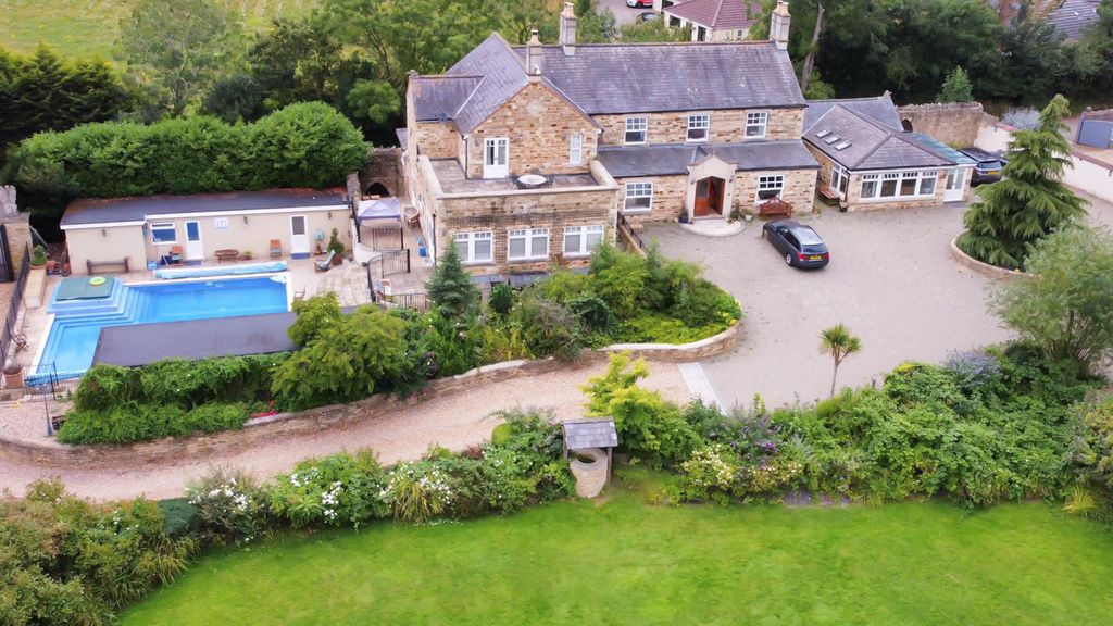 7 bed detached house for saleGreen Lane, Isham, Kettering NN14