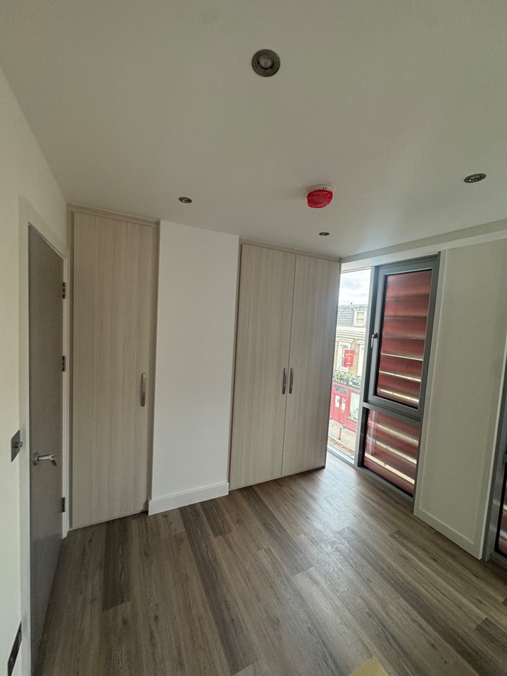 Additional image 6 of 3 Bed Flat, London, N1, N1 7GU