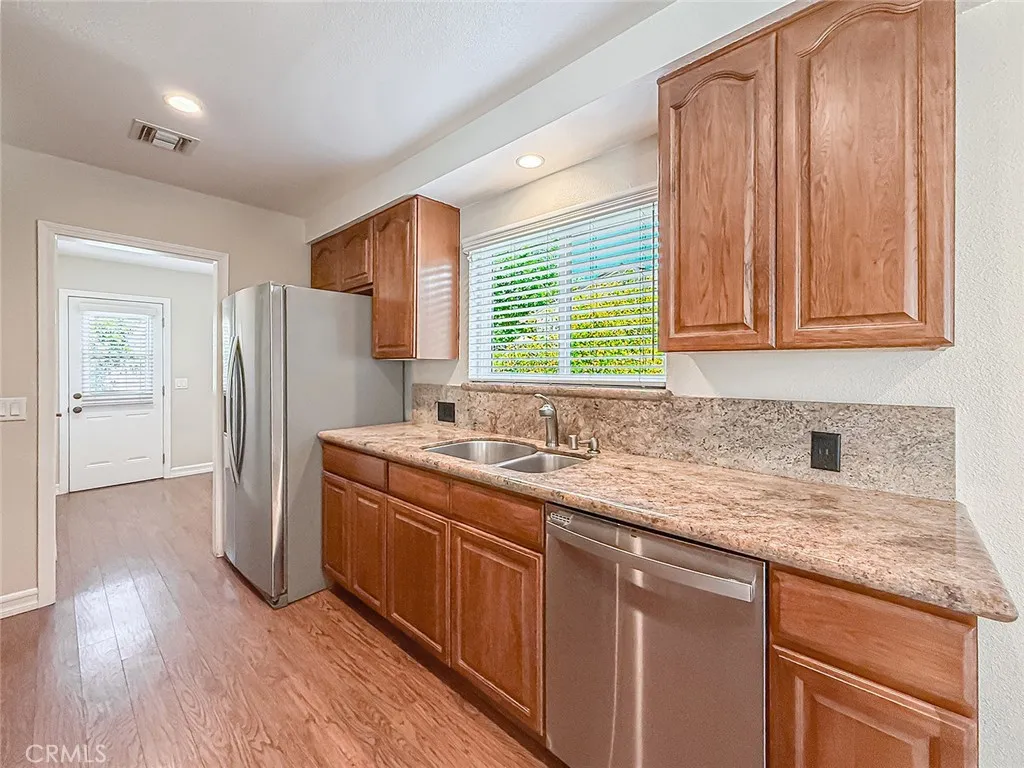 Additional image 32 of 51 Quinta Vista Dr, Thousand Oaks, CA 91362