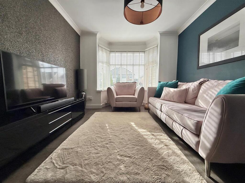 Additional image 8 of Worlds End Avenue, Quinton, Birmingham