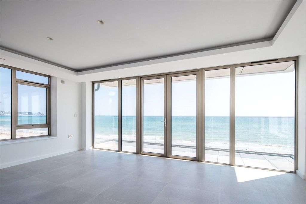 Additional image 3 of 3 bed flat for sale9 Keppel House, The Waves, La Grande Route Des Sablons, Grouville, Jersey JE3