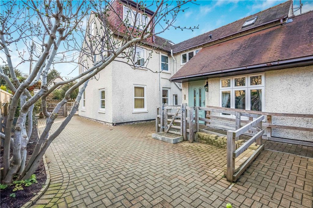 Additional image 23 of 6 bed flat for saleEynsham Road, Oxford, Oxfordshire OX2