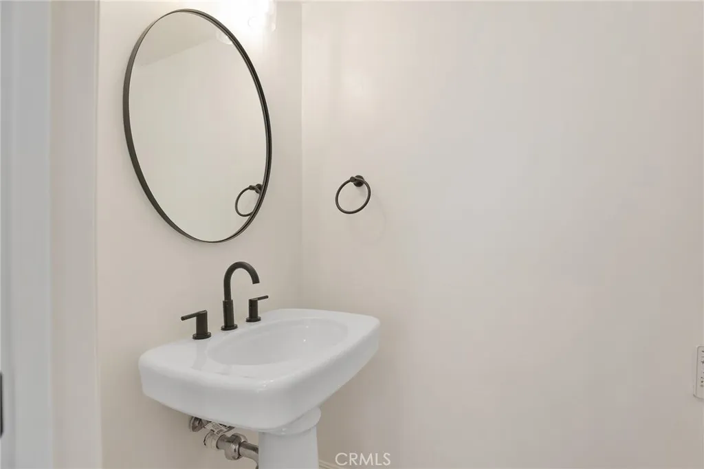 Additional image 13 of 4711 Winthrop Dr, Huntington Beach, CA 92649