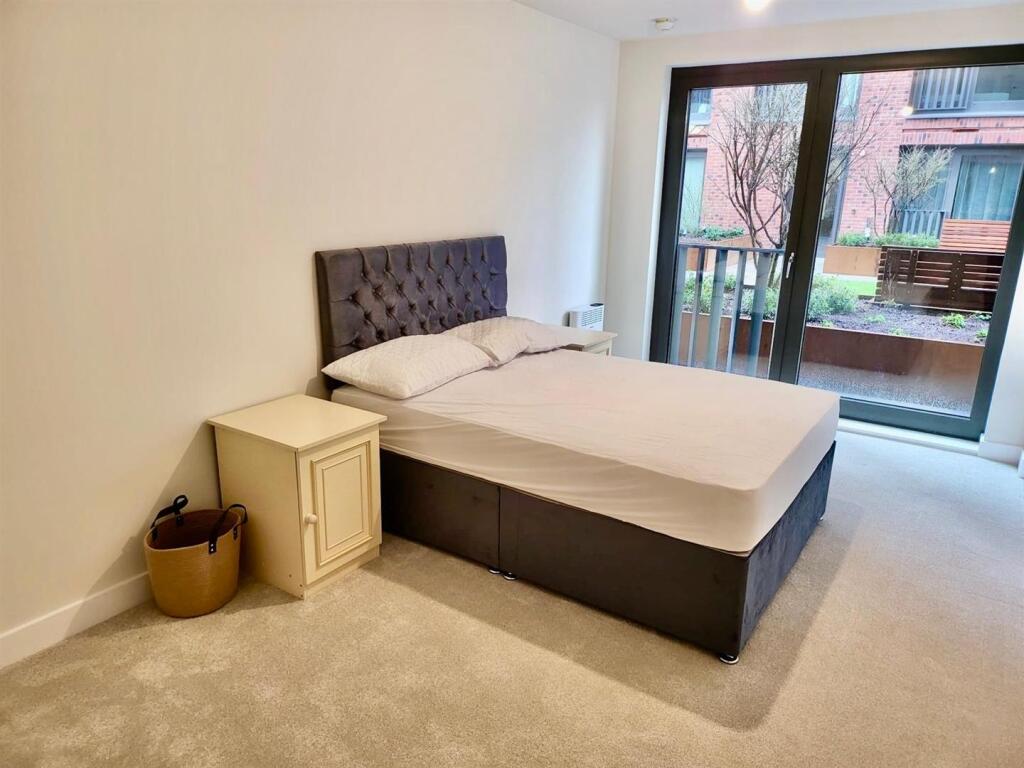 Additional image 8 of Brand New Apartments - Glasswater Locks, Birmingham, B4