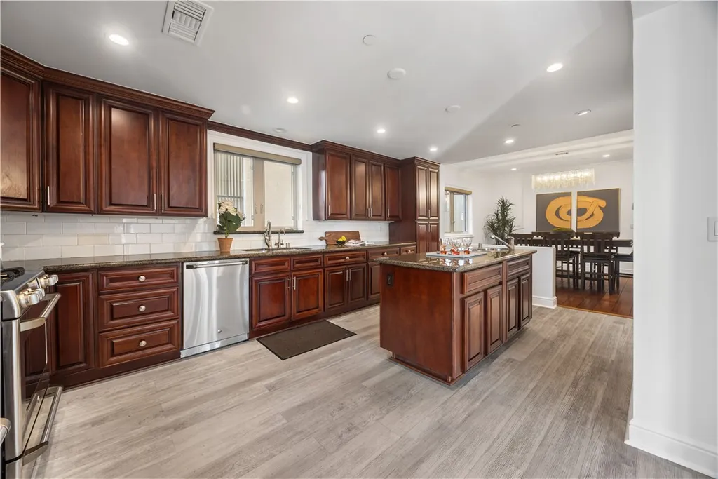 Additional image 7 of 918 S Wooster Street Unit 2, Los Angeles, CA 90035