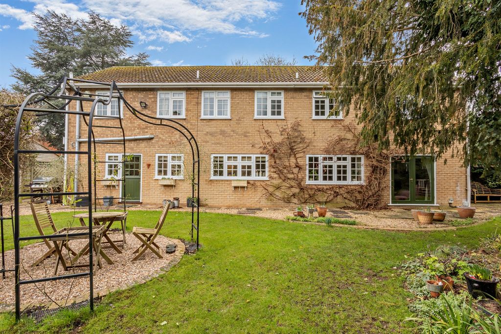Additional image 21 of 5 bed detached house for saleLeinsters Close, Peterborough PE3