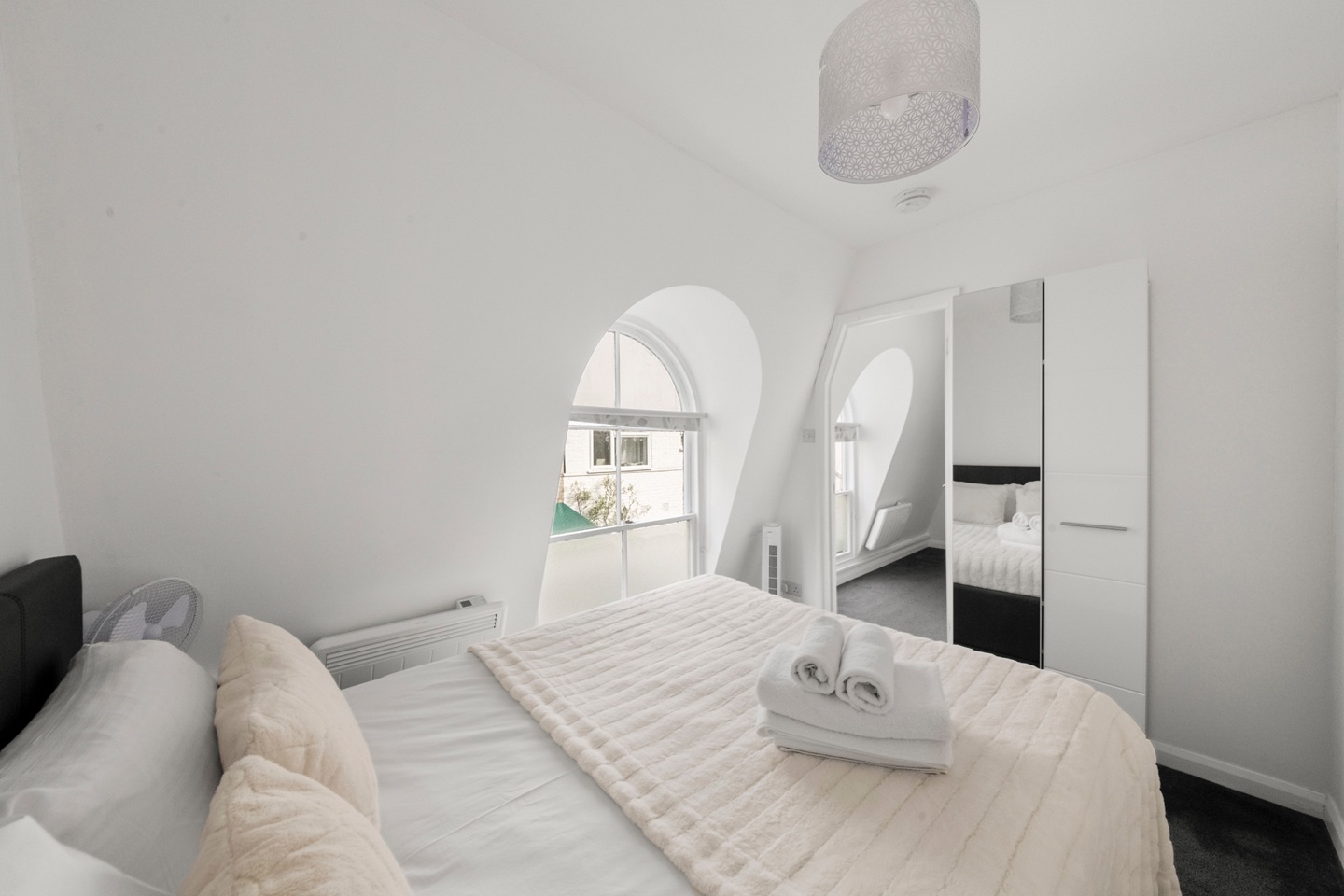 Additional image 29 of 2 Bed Detached House, London Mews, W2, N1 7GU