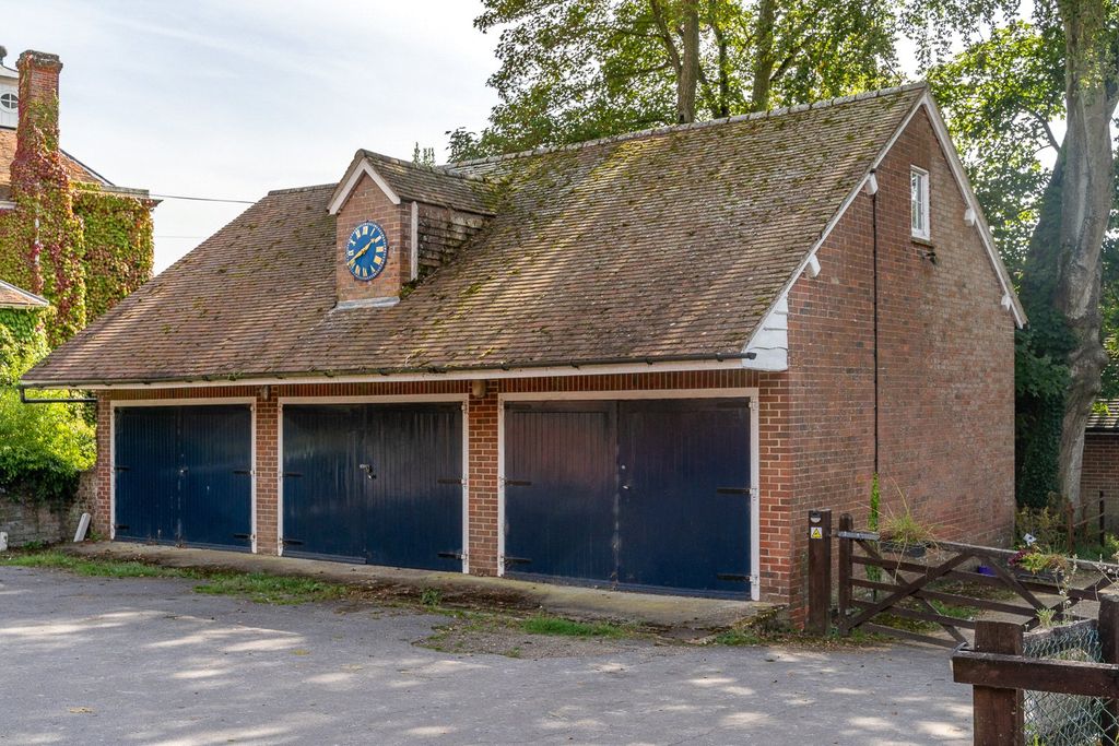 Additional image 41 of 10 bed detached house for saleHunton Down Lane, Winchester, Hampshire SO21
