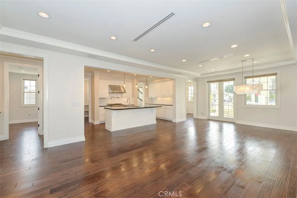 Additional image 69 of 320 Flower St, Costa Mesa, CA 92627