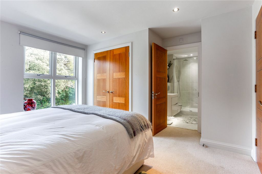 Additional image 15 of 3 bed flat for saleWestminster Road, Poole, Dorset BH13