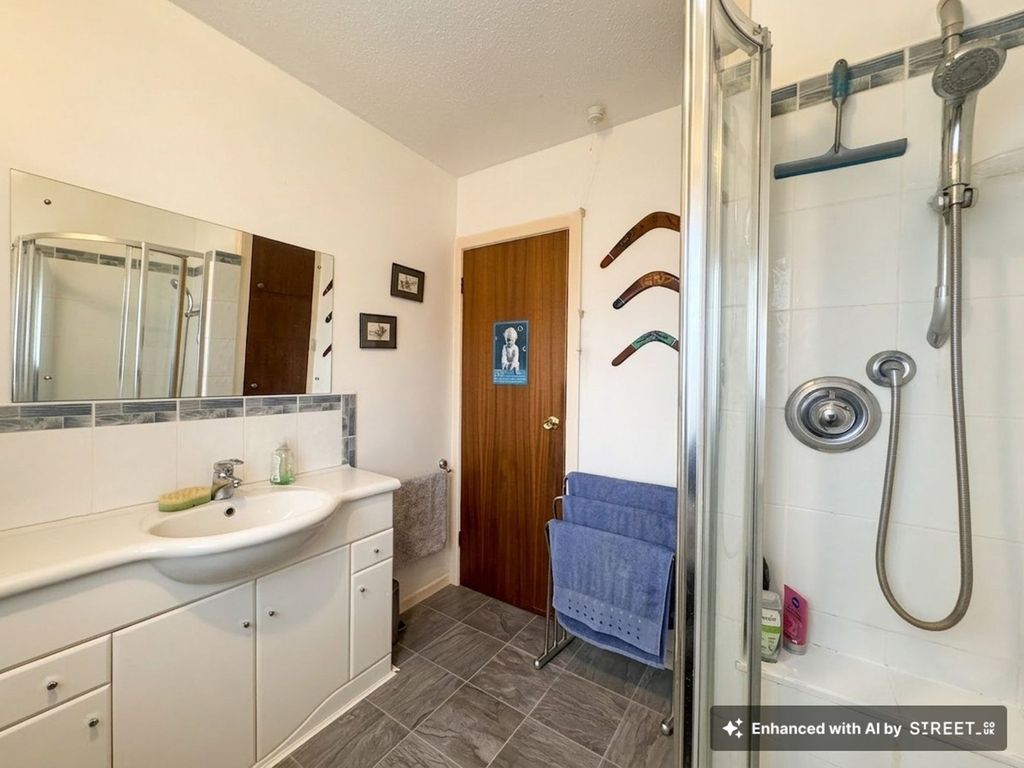 Additional image 15 of 3 bed flat for saleGlensharragh Gardens, Belfast BT6