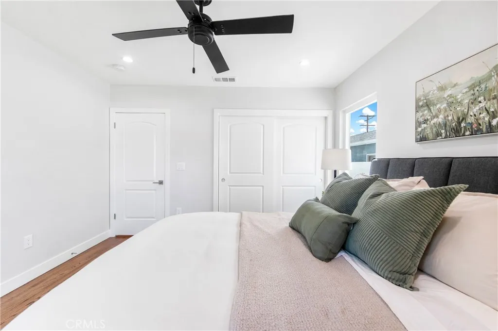 Additional image 28 of 406 Eton Dr, Burbank, CA 91504