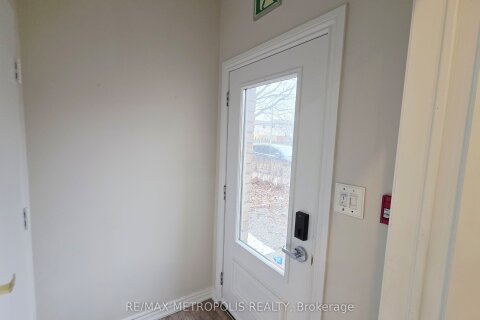 Additional image 8 of 8-1250 St. Martins Drive E, Pickering, ON, L1W 0A2