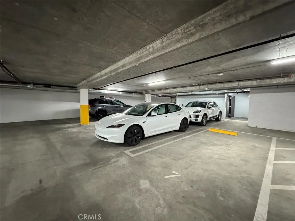 Additional image 66 of 4383 N Sepulveda blvd, Sherman Oaks, CA 91403