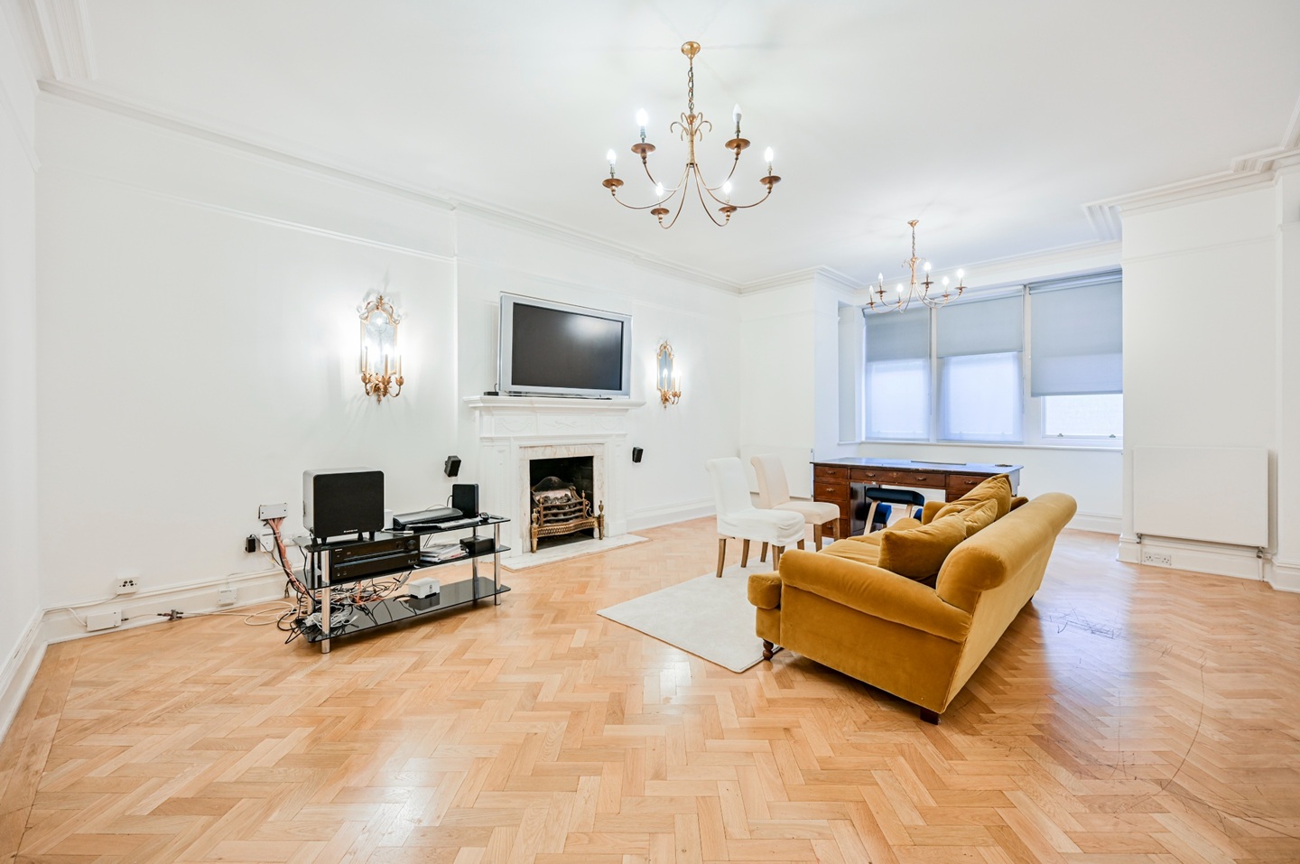 Additional image 3 of 2 Bed Flat, Queens Gate, SW7, N1 7GU